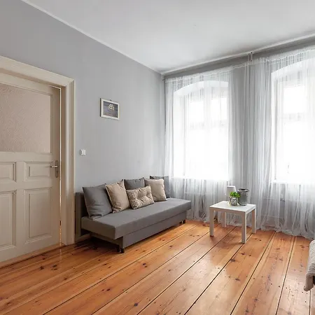 Top Location Odrzanska *